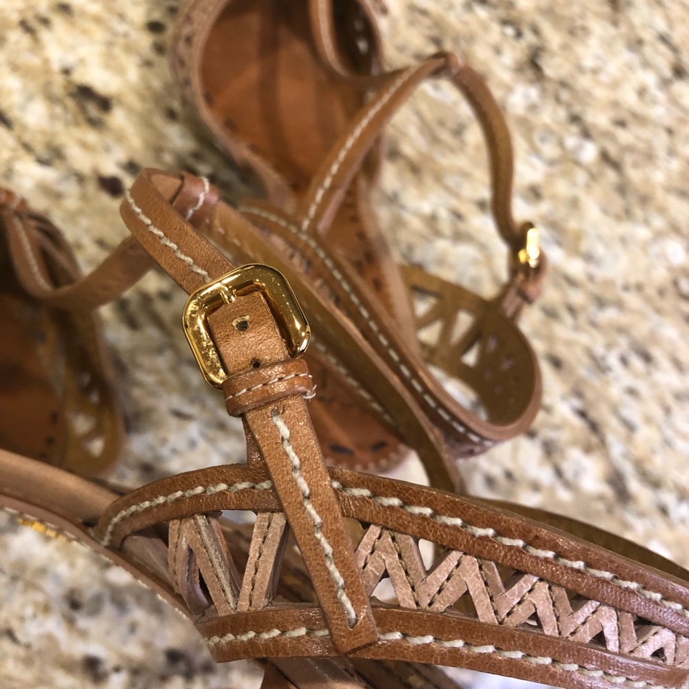 RARE‼️ Prada Laser Cut Ankle Strap Pumps in Tan Leather 37.5 - Picture 6 of 12